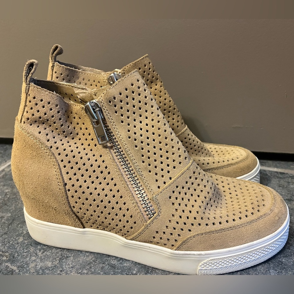 Women's Steve Madden Tan Suede Ankle Sneakers with Heel